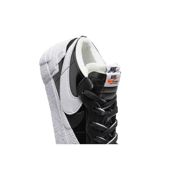 Nike x Sacai Blazer Low “Black Patent” - Picture 5 of 5